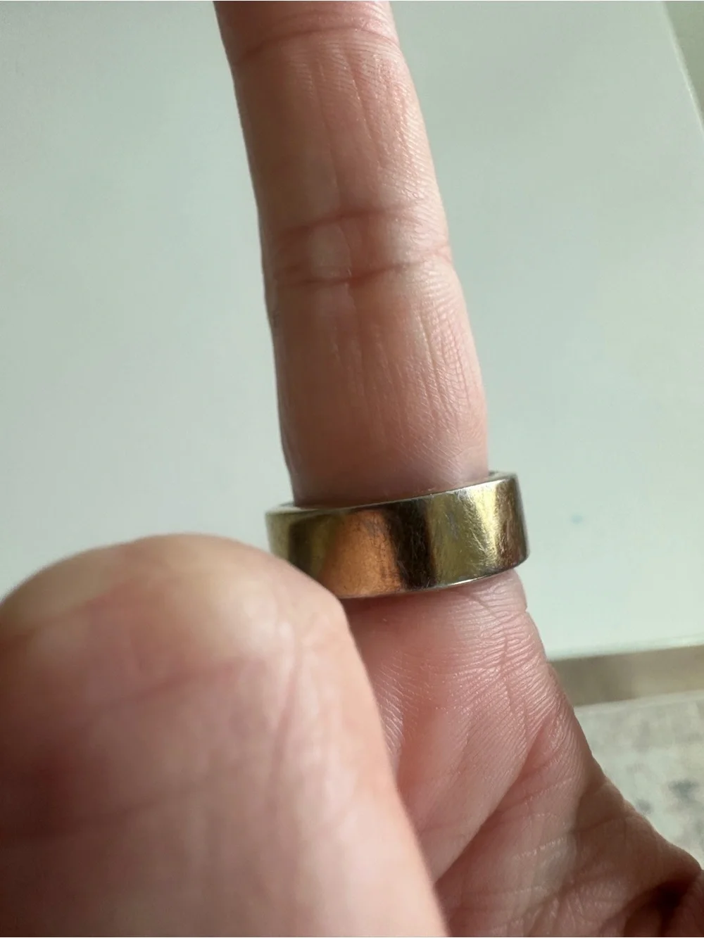Oura Gold Tone Smart Ring